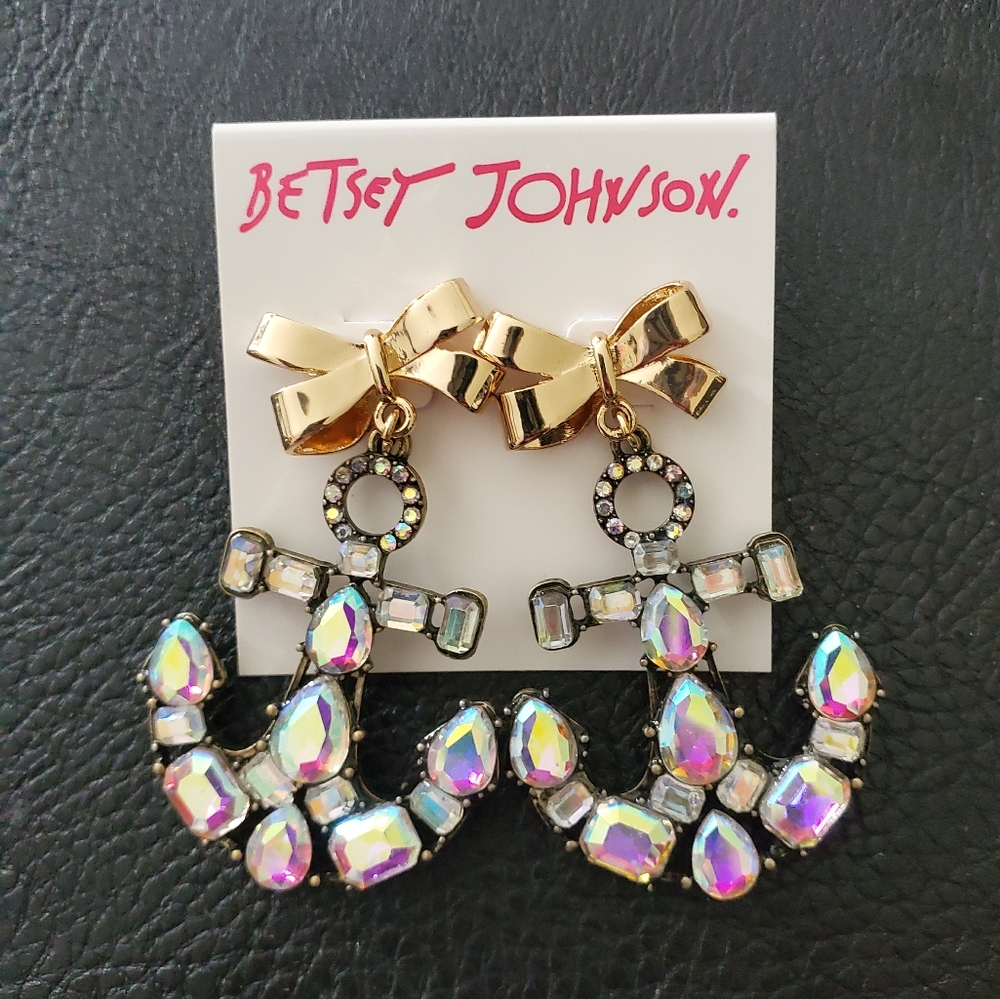 Betsey Johnson NWT Iridescent Anchor Earrings (Pierced)